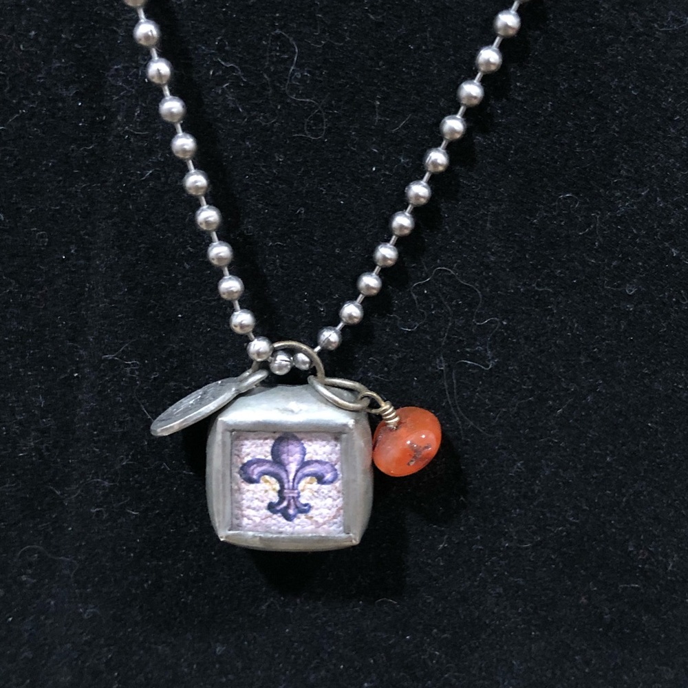 LOT***Jewel Kade mini charm